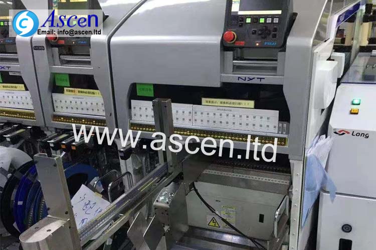 Auto insertion through hole machine part feeder